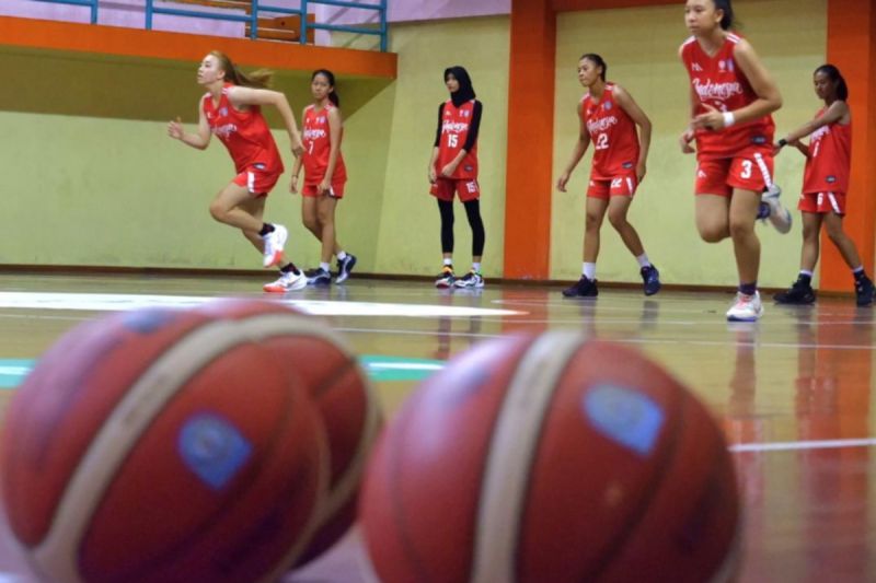 Usai seleksi, 18 pemain ikut TC Timnas Basket Putri U-18 di Bali