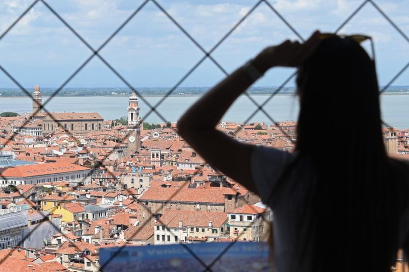 Venesia akan kenakan biaya 5 euro pada turis yang berkunjung sehari