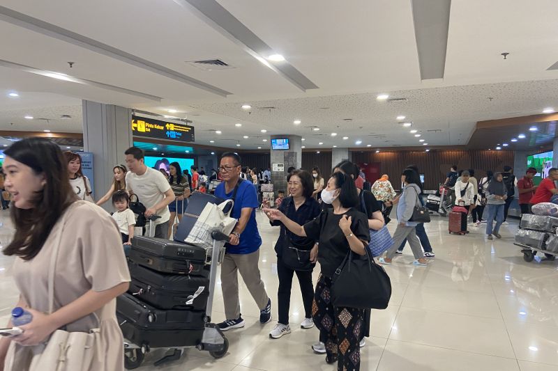 Bandara Ngurah Rai catat penumpang arus mudik lebih dari estimasi