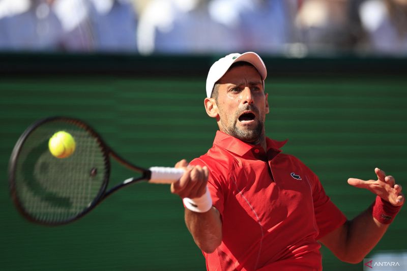 Djokovic menang mudah untuk capai babak ketiga French Open