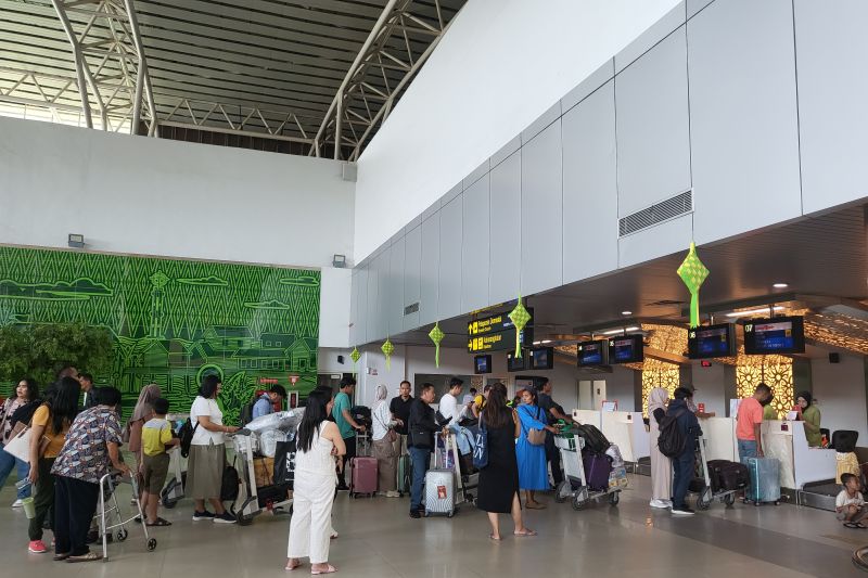 Bandara Supadio Kalbar perpanjang jam operasional selama Idul Fitri
