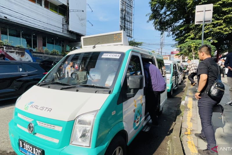 Angkot listrik Bogor angkut 500 penumpang dalam sepekan