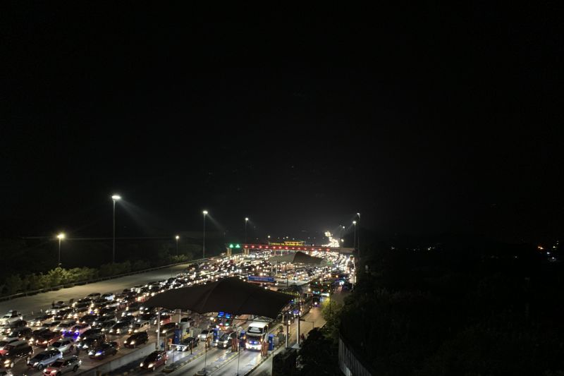 Jasa Marga prediksi dua titik sebabkan kemacetan Tol Jakarta- Cikampek