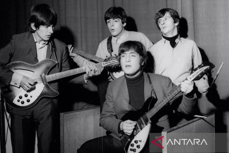 Lirik lagu "In My Life" oleh The Beatles ciptaan John Lennon