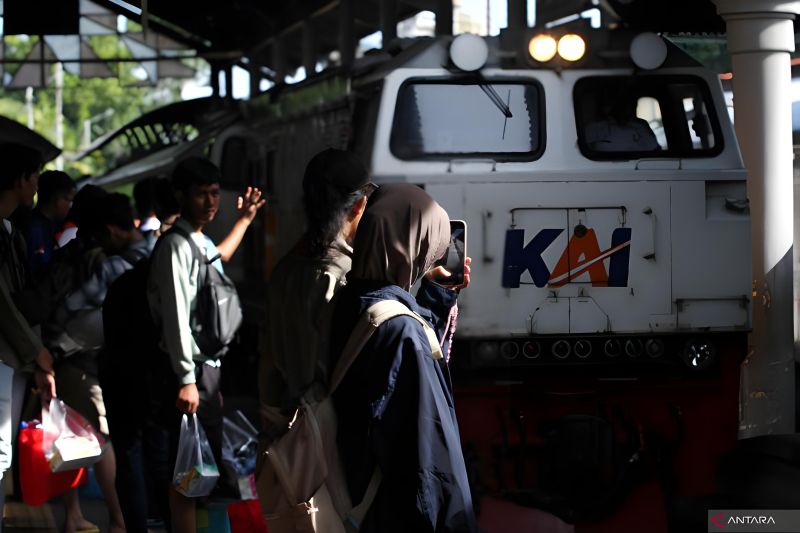 Jadwal keberangkatan kereta dari Yogyakarta ke Stasiun Gubeng Surabaya