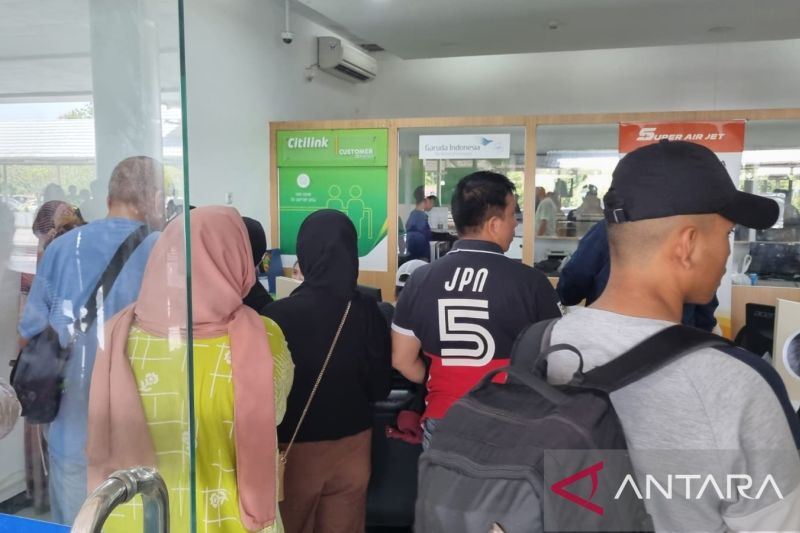 AP I: Penutupan Bandara Sam Ratulangi diperpanjang hingga Minggu siang