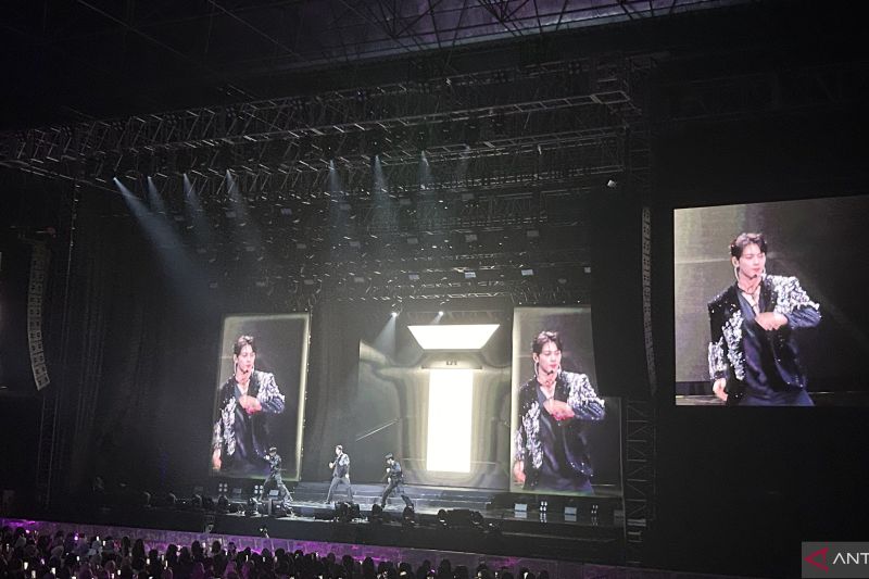 Cha Eun-woo jadikan "10 Minutes" pembuka konser di Jakarta