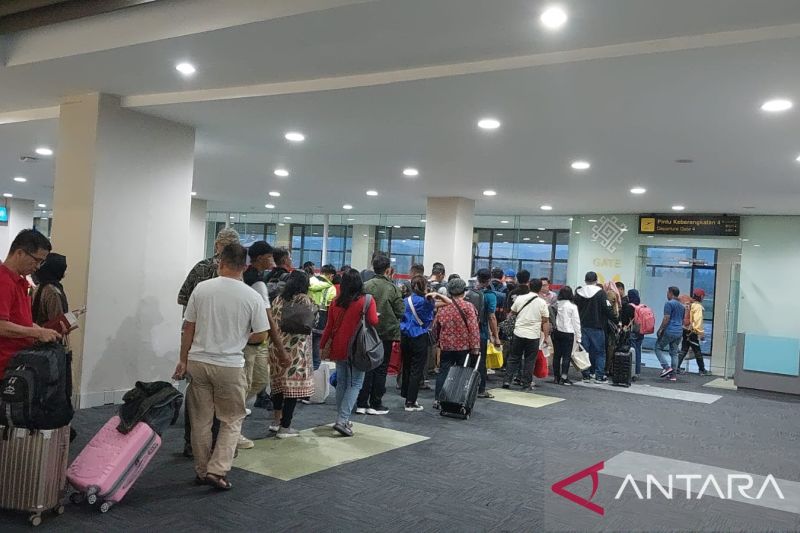 Bandara Samrat meningkatkan kualitas layanan pascaerupsi Gunung Ruang