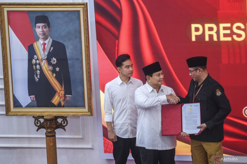 KPU tetapkan Prabowo-Gibran sebagai Presiden dan Wapres terpilih dalam Pemilu 2024