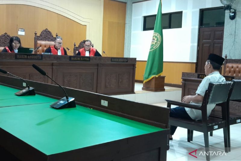 Hakim vonis 7 tahun penjara mantan Plt Direktur Perusda Sumbawa Barat