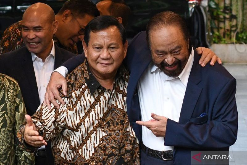 Kemarin, rencana NasDem undang Prabowo hingga blusukan Gibran