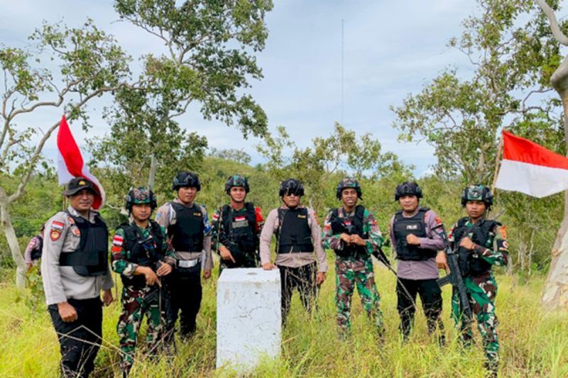 TNI-Polri di Perbatasan RI-Timor Leste rutin gelar patroli bersama