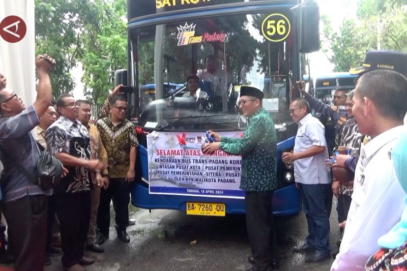 Jumlah penumpang meningkat, Pemkot Padang tambah 10 bus Trans Padang