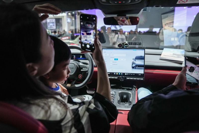 Pengunjung pameran otomotif Beijing dipikat teknologi dan inovasi baru