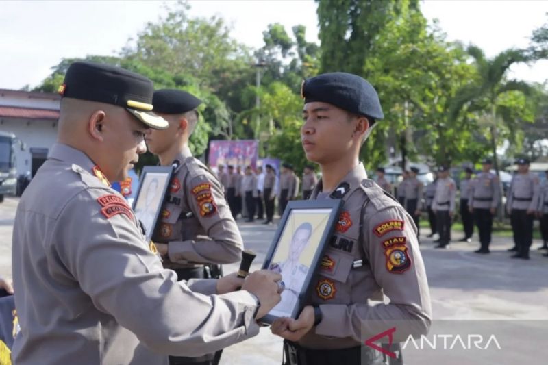 Polres Inhu Riau berhentikan tidak hormat dua bintara polisi