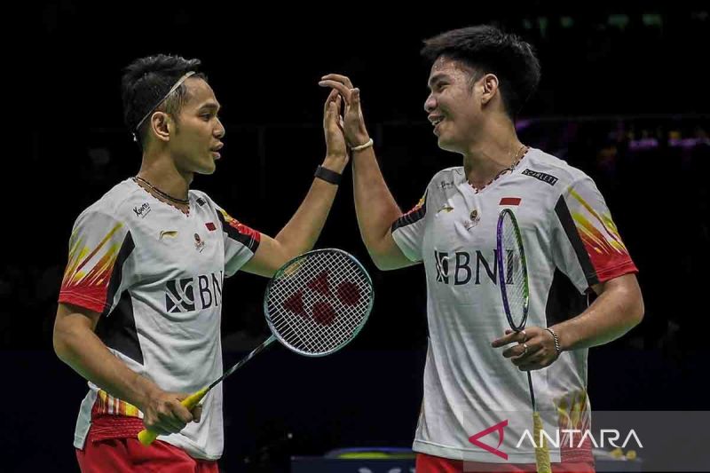 Kemenangan Fajar Alfian-Daniel Marthin bawa Indonesia ke semifinal Piala Thomas 2024