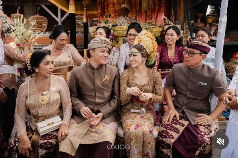 Rizky Febian dan Mahalini gelar upacara adat Bali jelang pernikahan