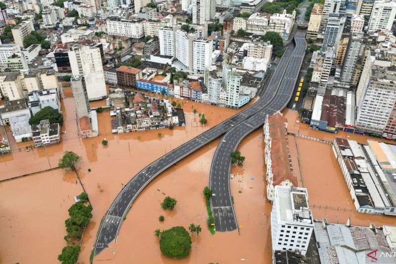 Banjir di Brazil tewaskan puluhan warga, ratusan lainnya dilaporkan hilang