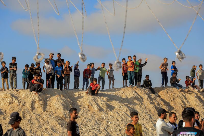 Potret Timur Tengah: Melihat perhelatan nikah massal di Jalur Gaza