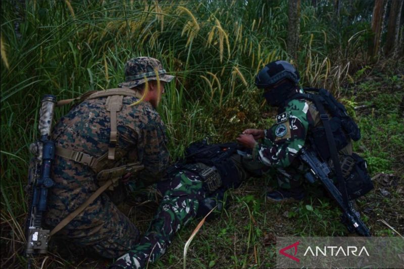 TNI AL dan Marinir AS latihan rawat korban tempur di Latma Reconex