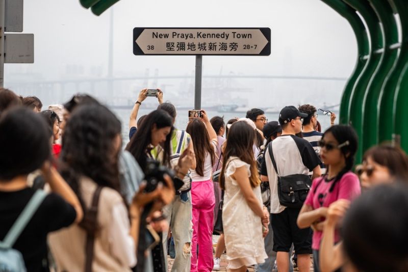 Hong Kong catat kedatangan turis China Daratan libur Hari Buruh naik