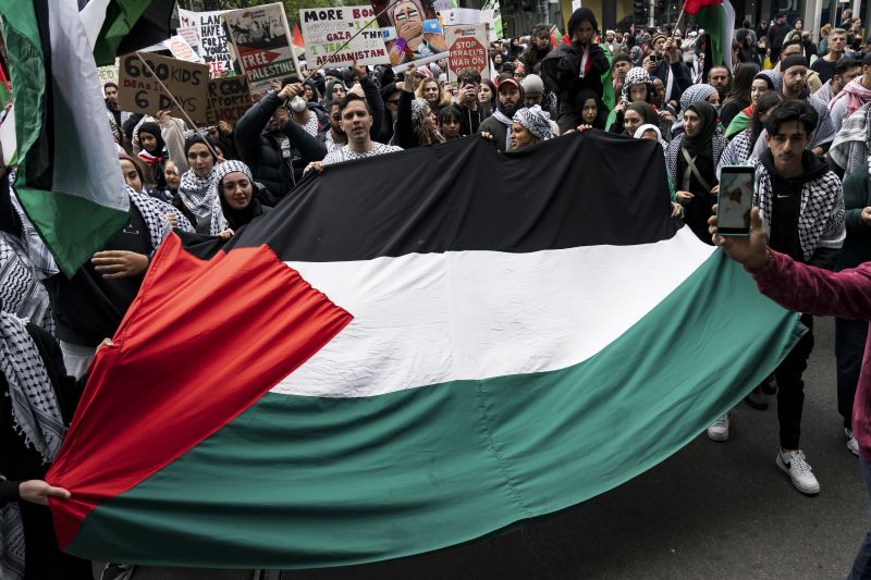Polisi Swedia pindahkan mahasiswa dari kemah aksi pro-Palestina