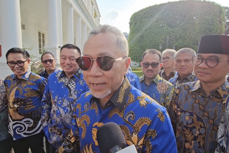 Jokowi luangkan libur bersilaturahmi dengan pengurus PAN di Istana