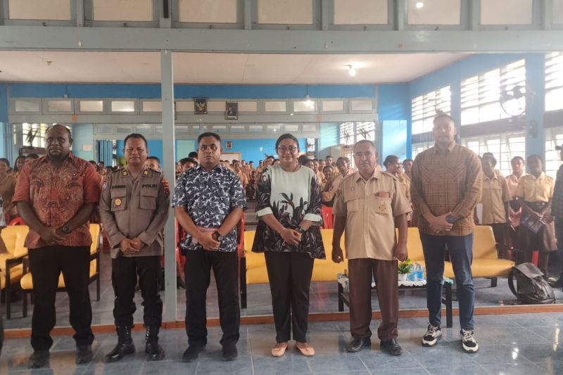 Pemprov Papua Tengah beri materi kebangsaan pada 300 pelajar di Nabire