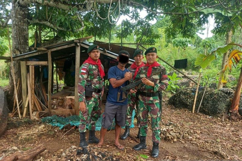 TNI amankan senjata api ilegal dari warga Tanimbar Maluku