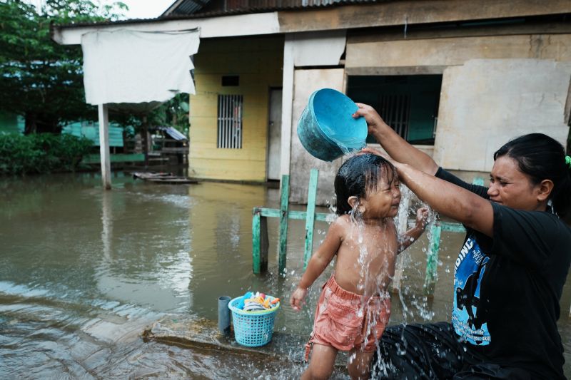 Korban banjir membutuhkan air bersih