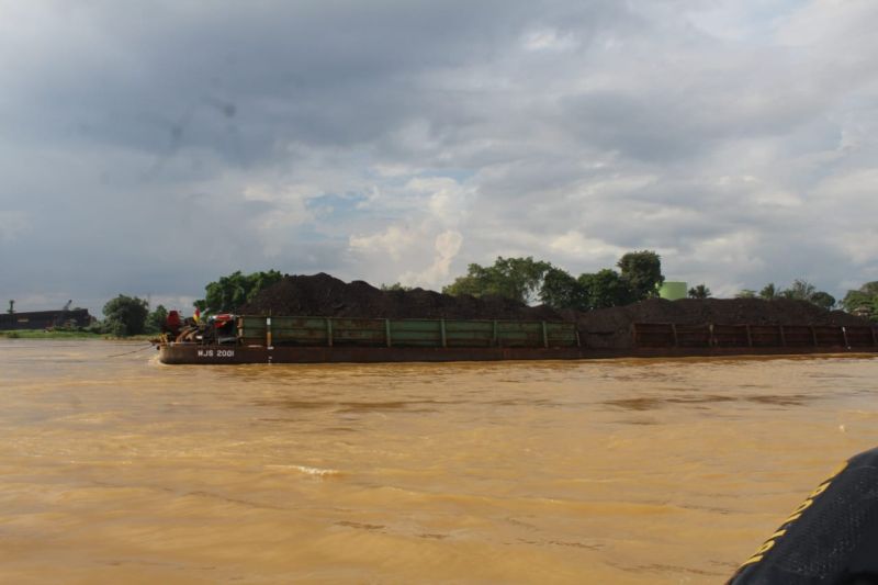 Pemprov Jambi hentikan lalu lintas batu bara jalur sungai