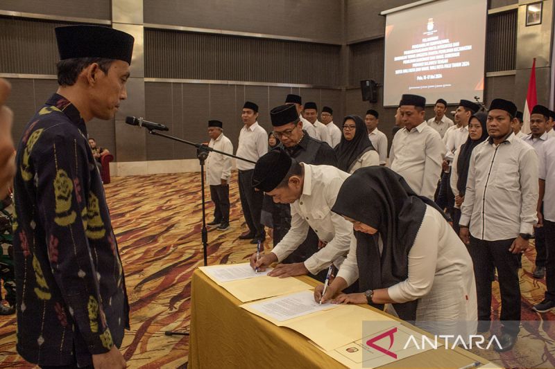 Pelantikan Panitia Pemilihan Kecamatan Kota Palu