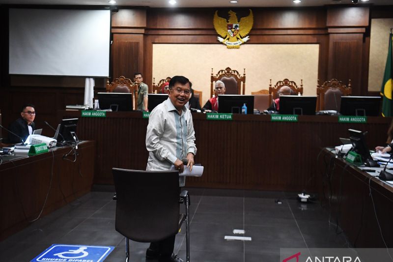 Jusuf Kalla bersaksi dalam sidang korupsi LNG