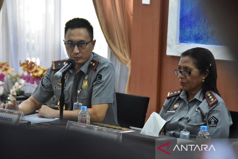 Imigrasi Surabaya tangkap DPO penyelundupan orang Polda NTT dan AFP