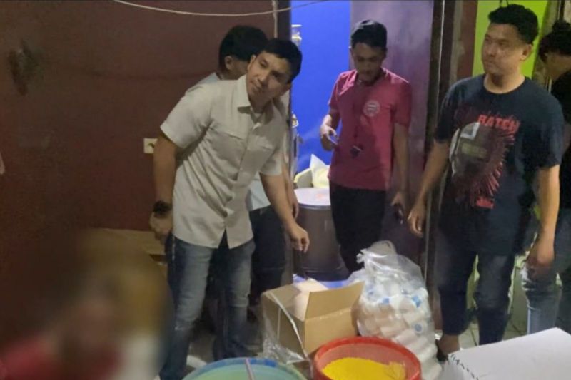 Rumah industri narkoba di Bogor digerebek polisi