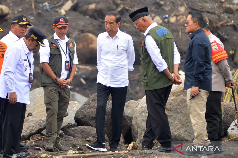 Presiden tinjau lokasi banjir bandang lahar dingin Gunung Marapi