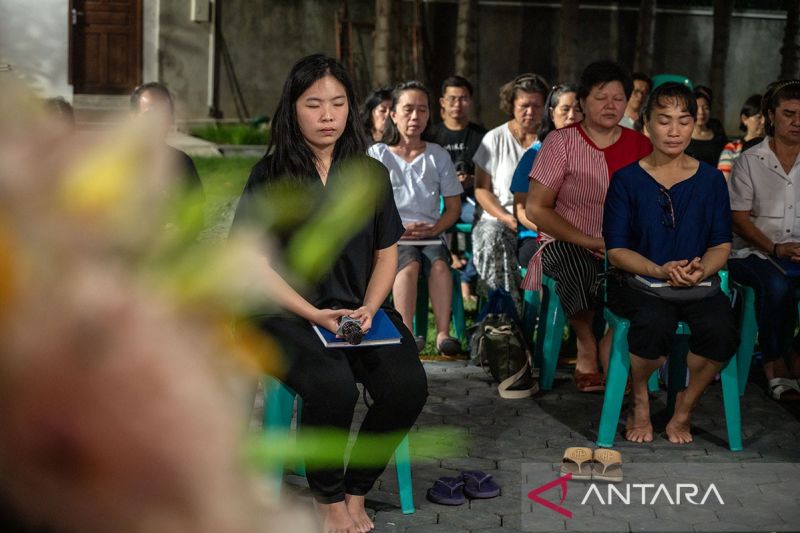 Pendalaman Dharma menjelang Waisak di Palu