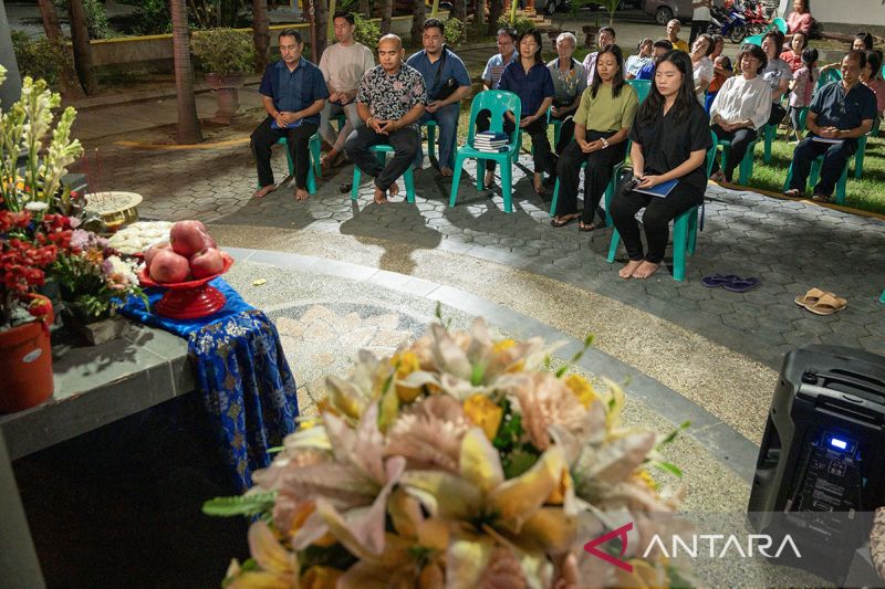 Pendalaman Dharma menjelang Waisak di Palu