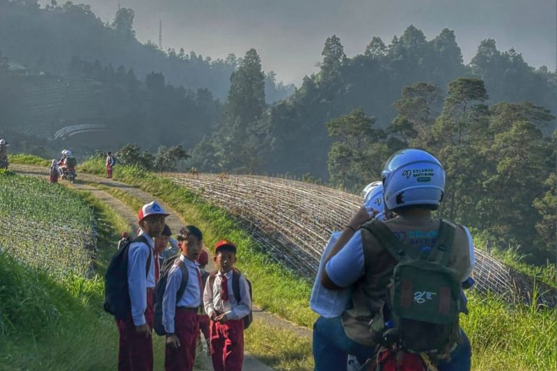 Relawan Bakti BUMN – PNM, tumbuhkan asa di Desa Nepal Van Java Magelang