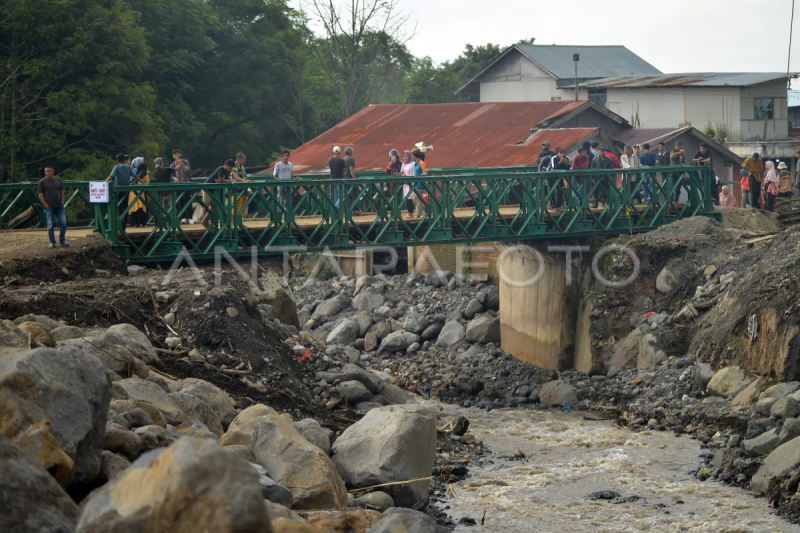 Jembatan bailey pascabanjir bandang di Agam