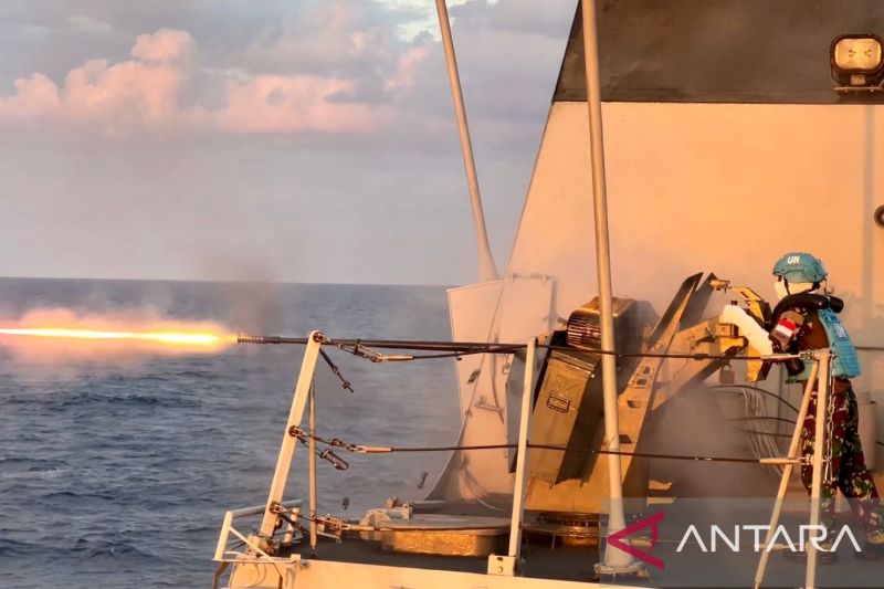 KRI Diponegoro uji kesiapan persenjataan kapal di Laut Mediterania