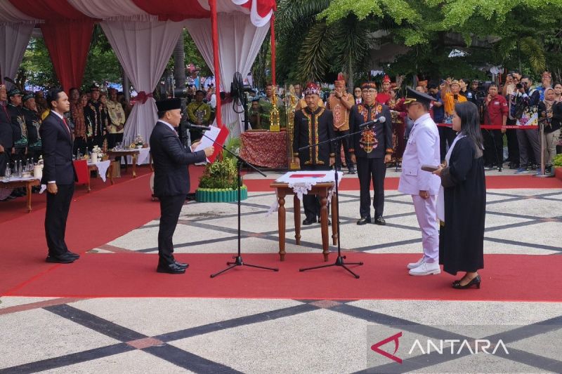 Herson B Aden resmi dilantik sebagai Pj Bupati Gunung Mas
