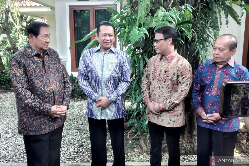 Pimpinan MPR temui SBY bahas situasi negara