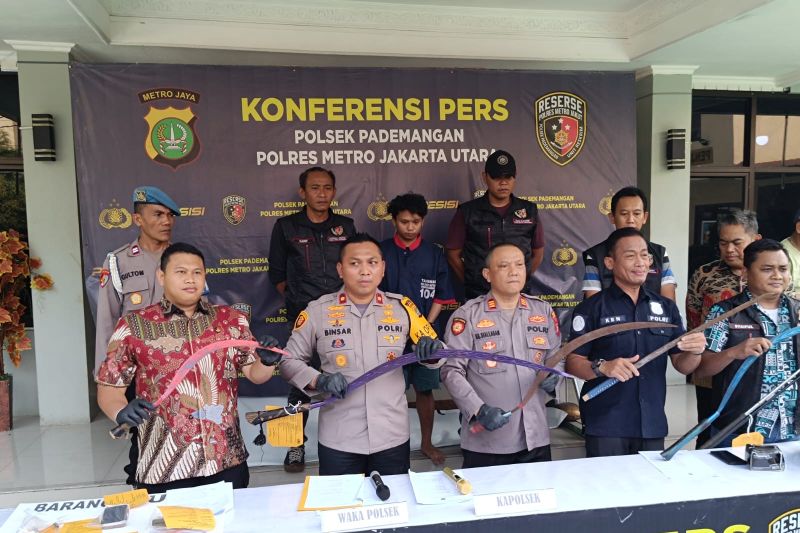 Polisi tangkap dua pelaku tawuran di Jakarta Utara