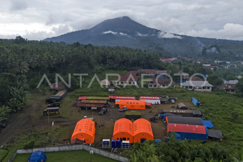 Tanggap darurat penanganan erupsi Gunung Ibu diperpanjang