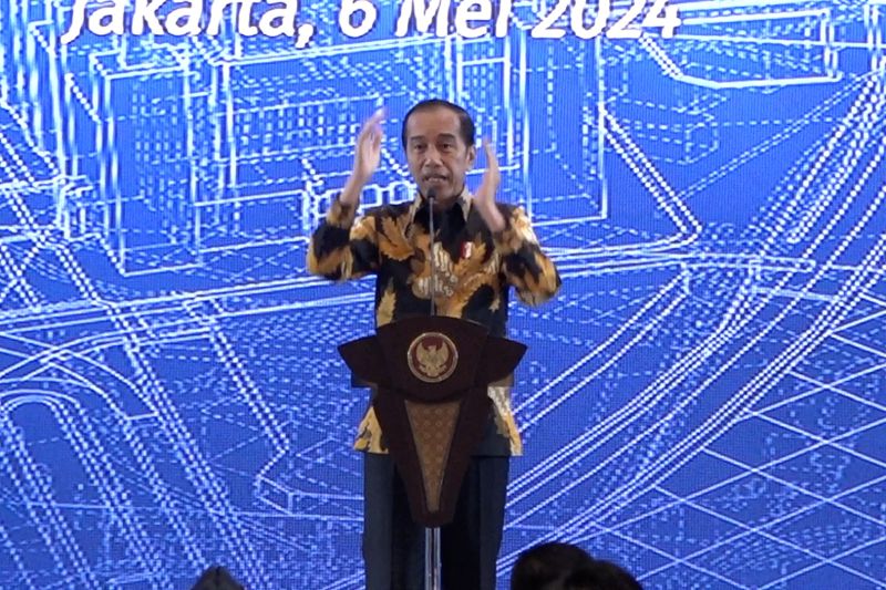 Jokowi ingatkan kepala daerah hati-hati gunakan anggaran