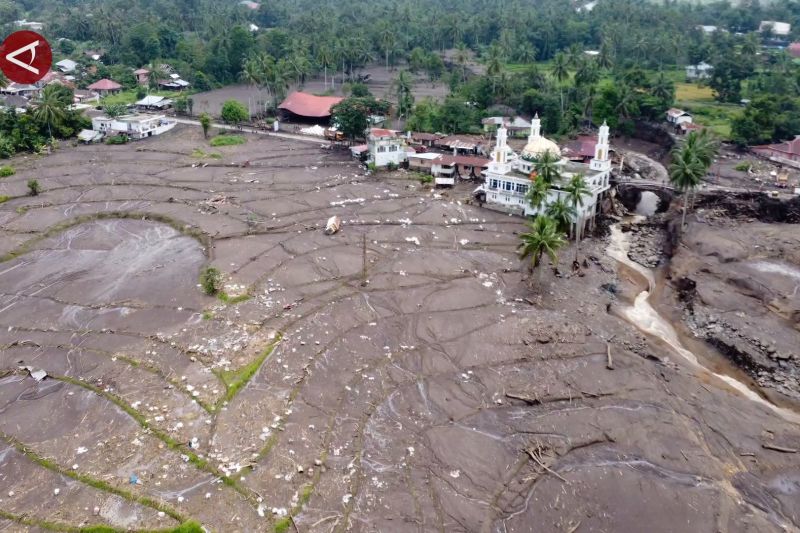 Banjir lahar hujan rusak 415 hektar lahan pertanian Tanah Datar