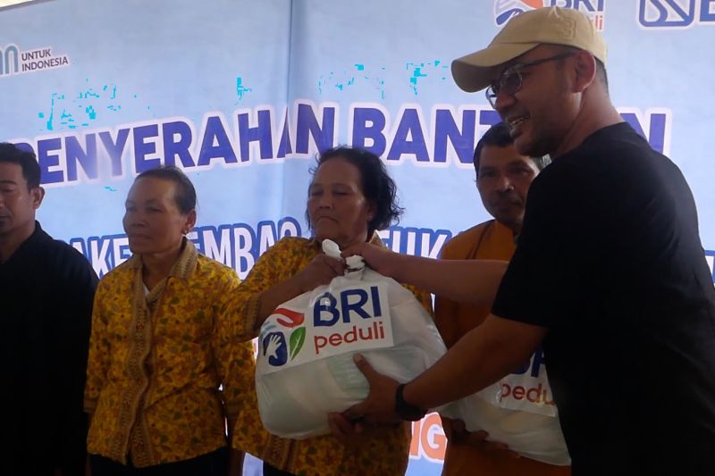 bantuan-bahan-pokok-bri-untuk-umat-buddha-di-temanggung