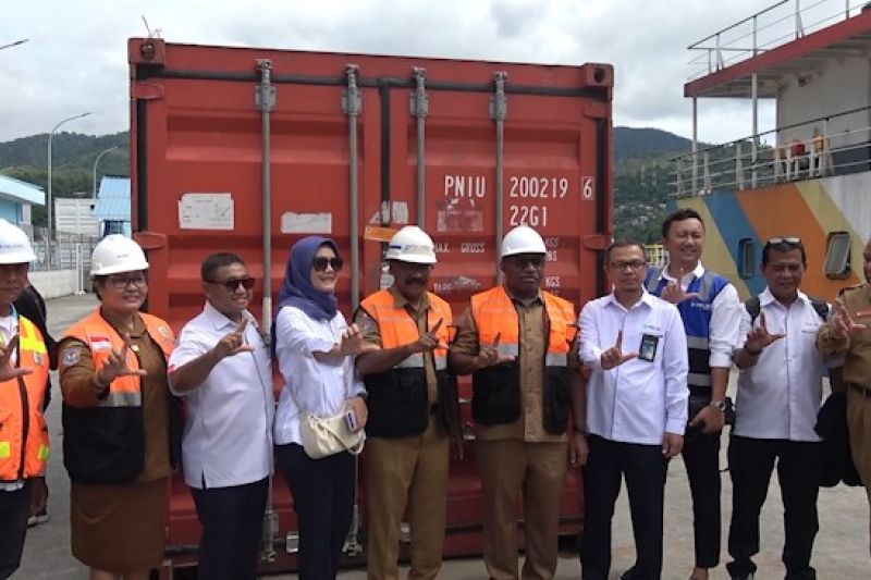 Papua kirim 10 ton biji kakao senilai Rp1,2 miliar ke Surabaya