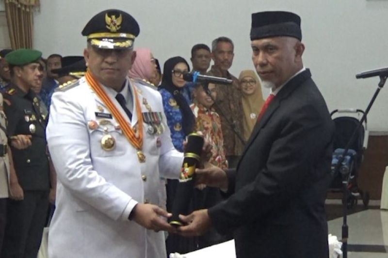 Gubernur Sumbar ingatkan Pj Wali Kota Padang fokus isu prioritas